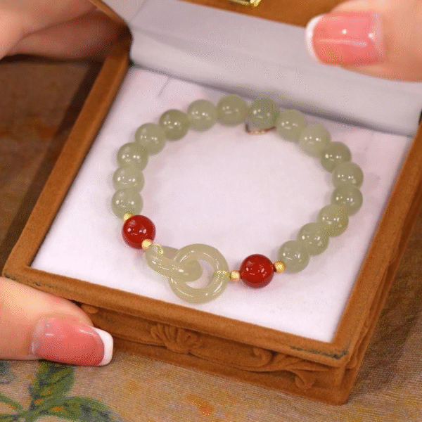 ginkgo’s embrace of jade jade jadeite bracelet (复制) ginkgo’s embrace of jade jade jadeite bracelet (复制)